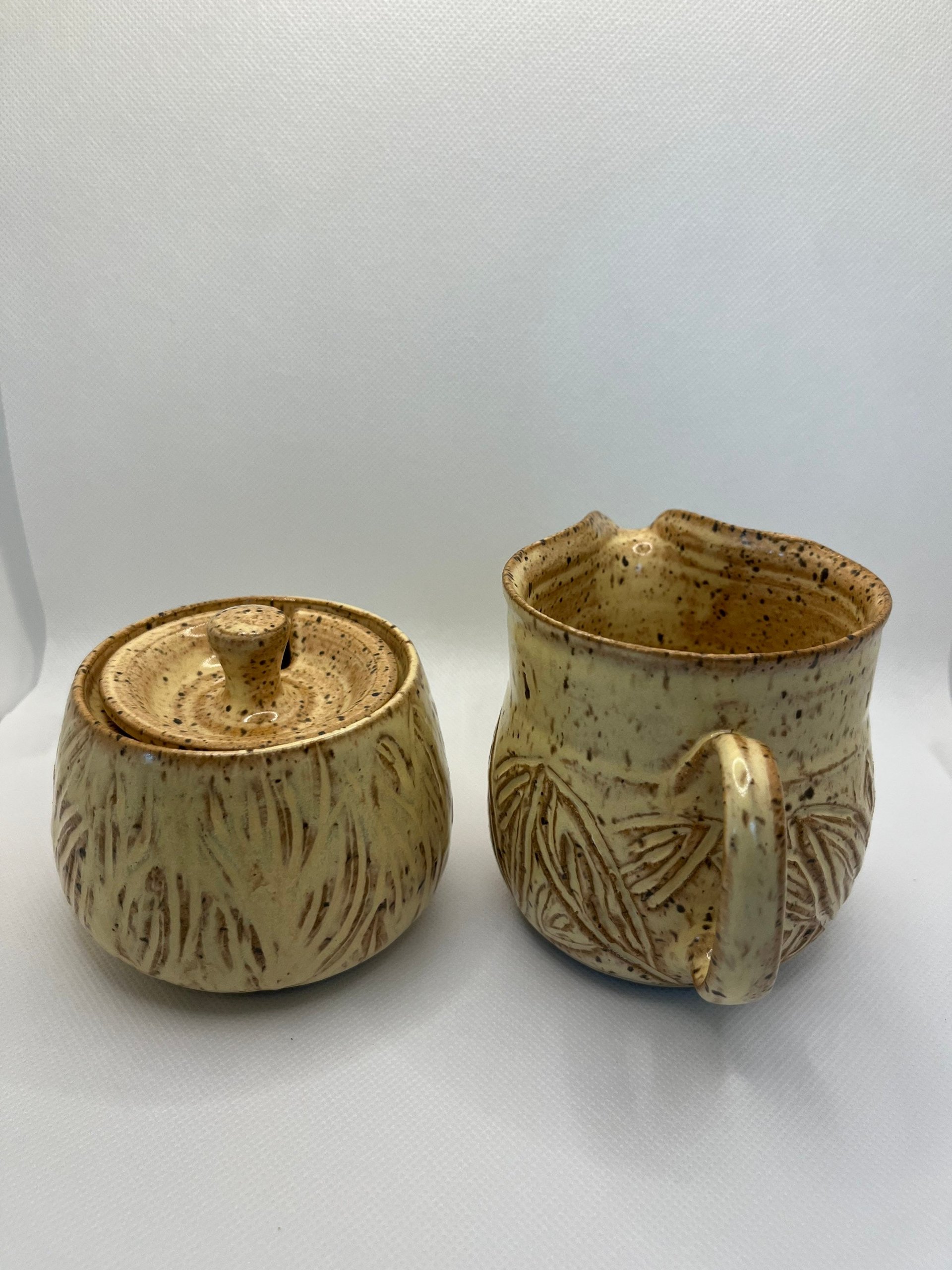Carved Yellow Cream and Sugar Set