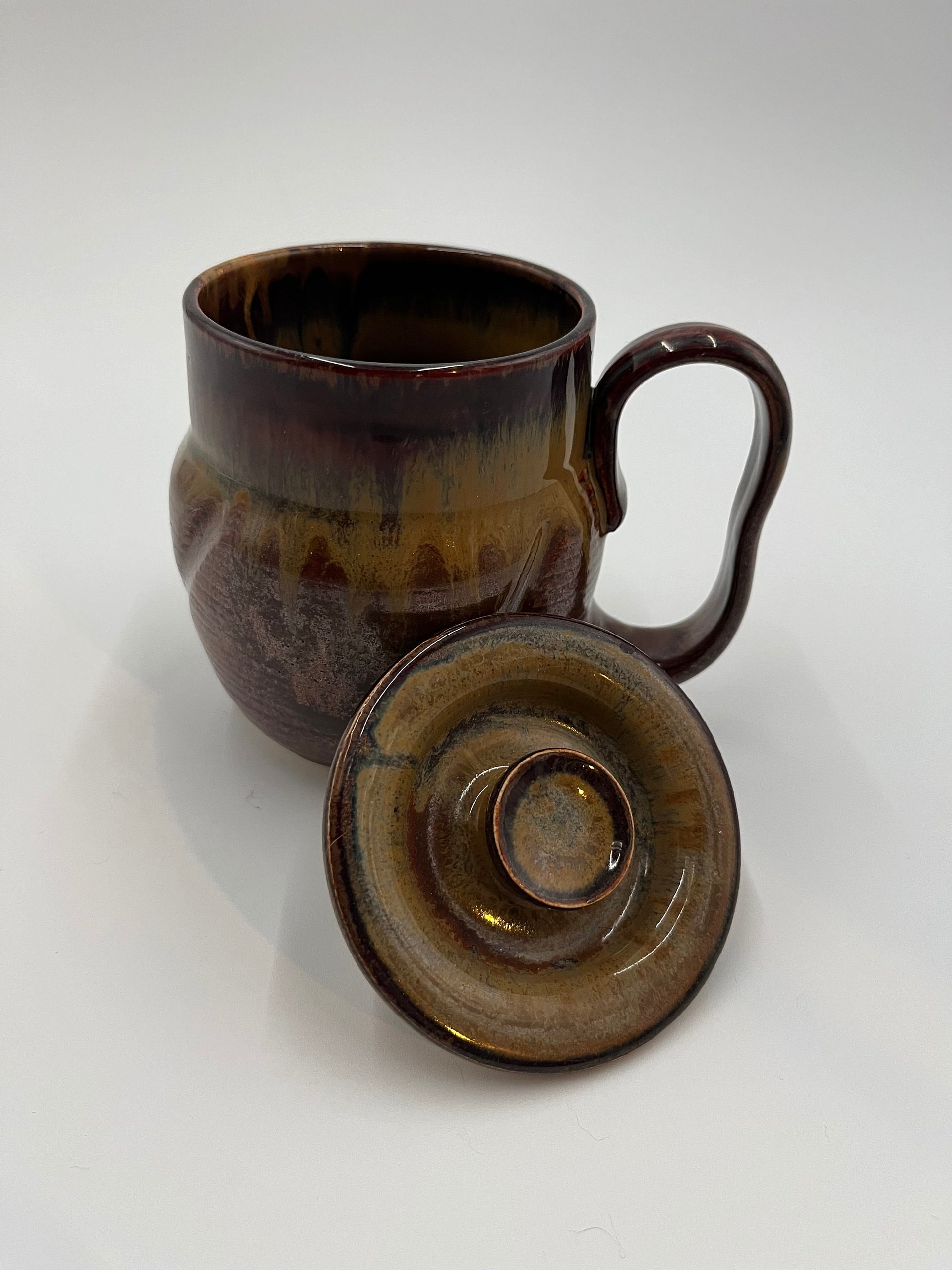 Handmade Earthy Red Carved Ceramic Mug with a lid