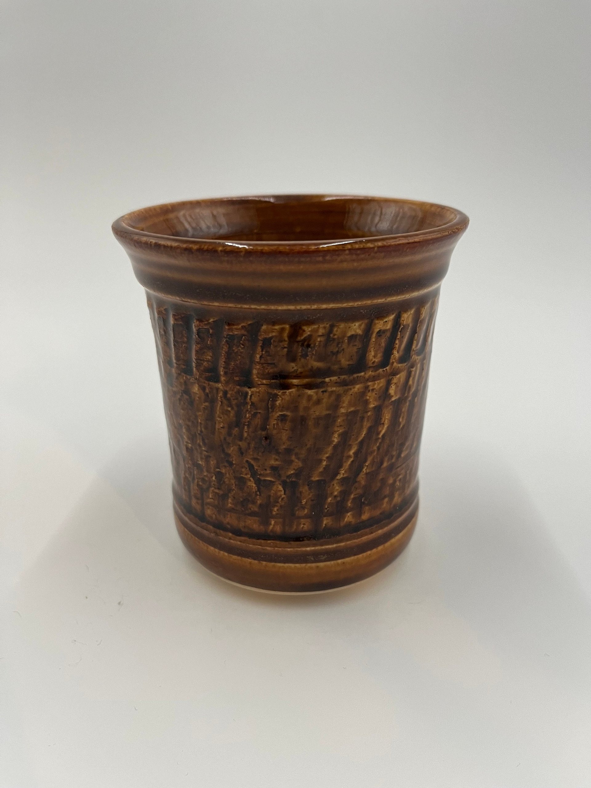 Handmade Ceramic Honey Glazed Chattered Mug